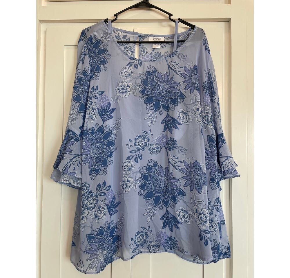 Avenue Studio 2 pc cami and sheer blouse lavender  purple floral ladies 22/24